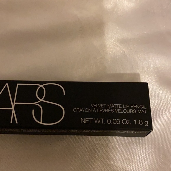 NARS 11 piece bundle - Picture 14 of 15